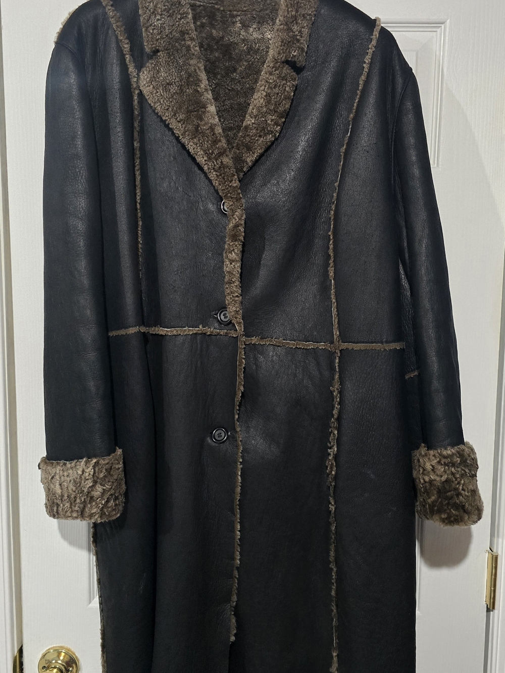 Women's Classic Black Lamb With Sherling Brown Trim